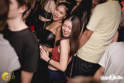 Mardi Gras ที่ The Club at Koi — photo 81