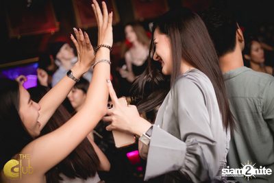 Mardi Gras ที่ The Club at Koi — photo 131