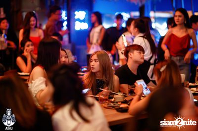 Saturday Night at Ainu Bar — photo 16