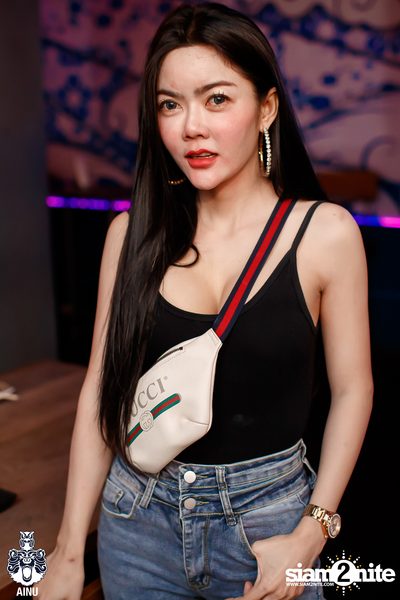 Saturday Night at Ainu Bar — photo 46
