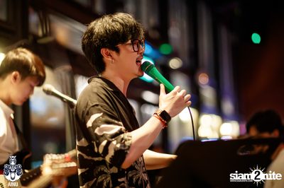Saturday Night at Ainu Bar — photo 78