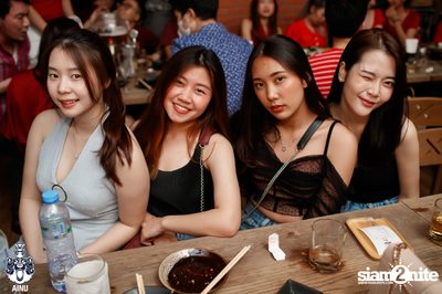 Saturday Night at Ainu Bar — photo 93