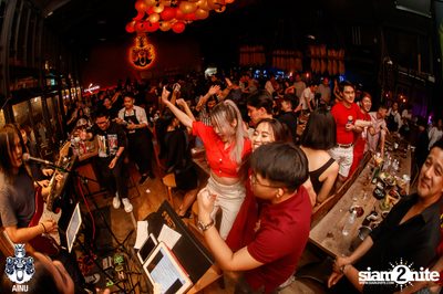 Saturday Night at Ainu Bar — photo 122