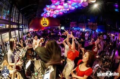 Saturday Night at Ainu Bar — photo 133