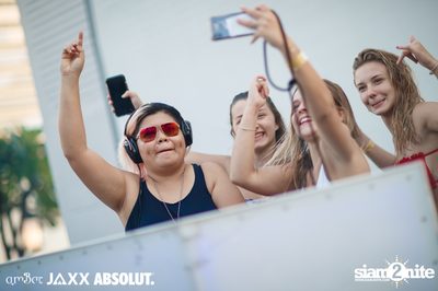 5 ปี amBar Pool Party ที่ Four Points by Sheraton — photo 75