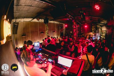 Back 2 the 90s Party #2 ที่ Begin Bar — photo 146
