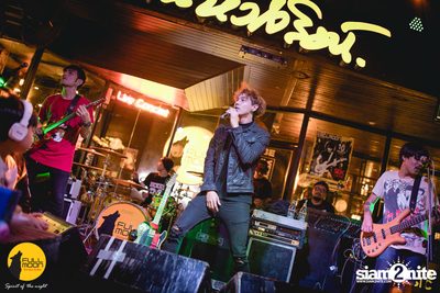 Sek Loso at Fullmoon Terrace & Bar — photo 42
