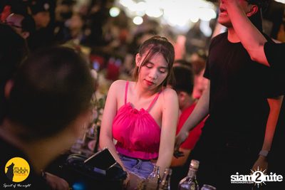 Sek Loso at Fullmoon Terrace & Bar — photo 99