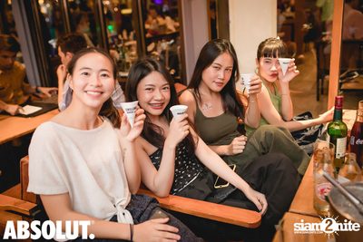 คอนเสิร์ต KLEAR ที่ Chilling House Cafe — photo 48