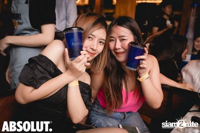 คอนเสิร์ต KLEAR ที่ Chilling House Cafe — photo 77
