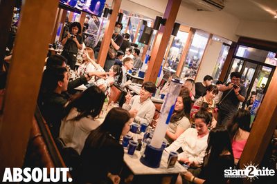 คอนเสิร์ต KLEAR ที่ Chilling House Cafe — photo 81