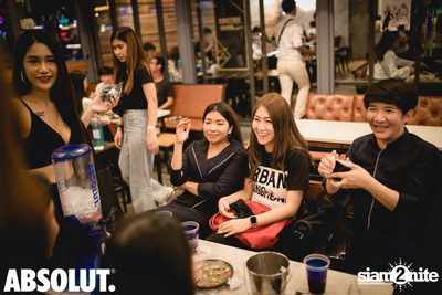 คอนเสิร์ต KLEAR ที่ Chilling House Cafe — photo 94