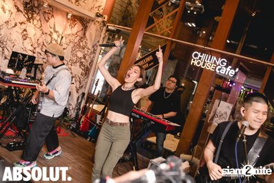 คอนเสิร์ต KLEAR ที่ Chilling House Cafe — photo 130