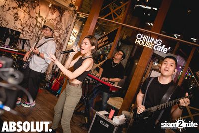 คอนเสิร์ต KLEAR ที่ Chilling House Cafe — photo 132