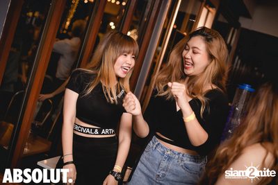 คอนเสิร์ต KLEAR ที่ Chilling House Cafe — photo 172