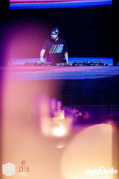 Saturday Night at BARBARBAR — photo 1
