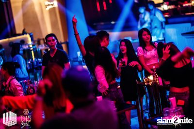 Saturday Night at BARBARBAR — photo 77