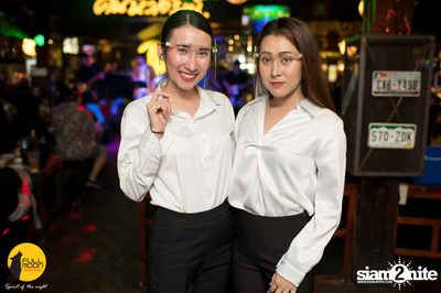 Fullmon Terrace & Bar presents Mean — photo 18