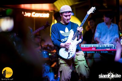 Fullmon Terrace & Bar presents Mean — photo 57