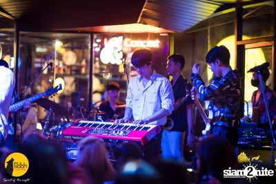 Fullmon Terrace & Bar presents Mean — photo 67
