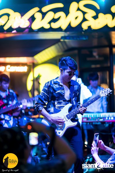 Fullmon Terrace & Bar presents Mean — photo 79