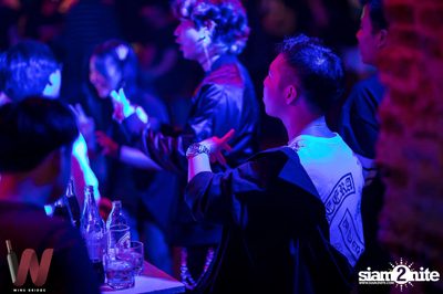 K-Pop Night at Wine Bridge — photo 7