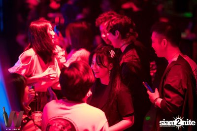 K-Pop Night at Wine Bridge — photo 9