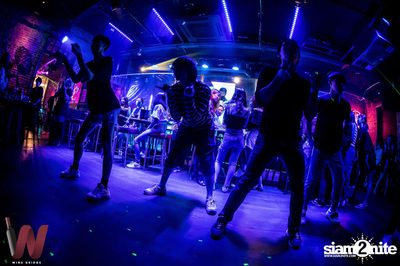 K-Pop Night at Wine Bridge — photo 25