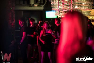 K-Pop Night at Wine Bridge — photo 30