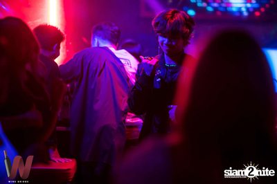 K-Pop Night at Wine Bridge — photo 34