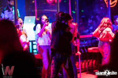K-Pop Night at Wine Bridge — photo 38