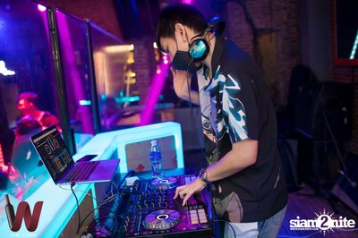 K-Pop Night at Wine Bridge — photo 40