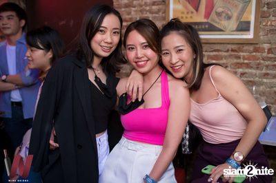 K-Pop Night at Wine Bridge — photo 41