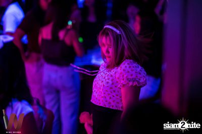 K-Pop Night at Wine Bridge — photo 50