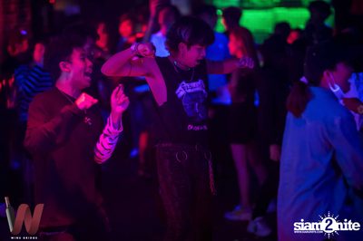 K-Pop Night at Wine Bridge — photo 53