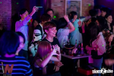 K-Pop Night at Wine Bridge — photo 67