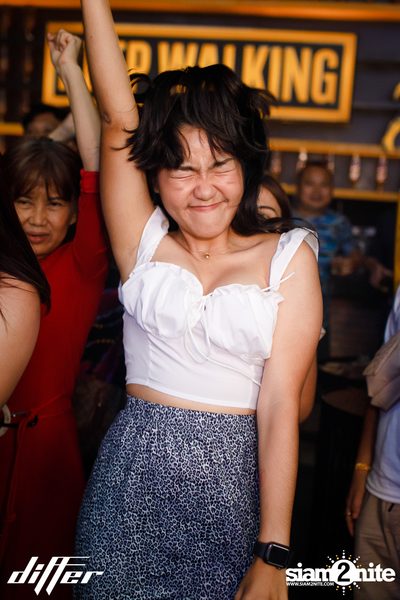 Zom Marie at Differ Pattaya — photo 37