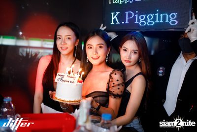 Zom Marie at Differ Pattaya — photo 82