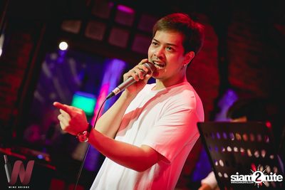 Lazyloxy x ส้มมารี at Wine Bridge — photo 4