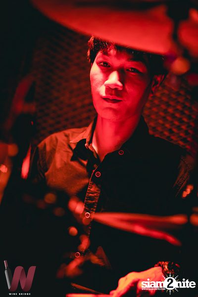 Lazyloxy x ส้มมารี at Wine Bridge — photo 5