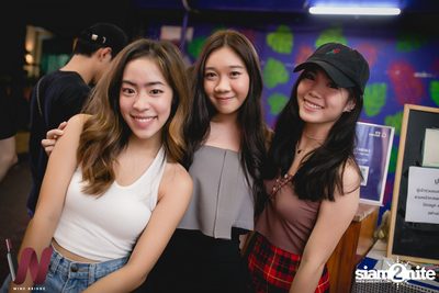 Lazyloxy x ส้มมารี at Wine Bridge — photo 9