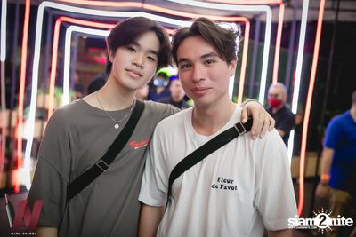 Lazyloxy x ส้มมารี at Wine Bridge — photo 10