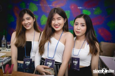 Lazyloxy x ส้มมารี at Wine Bridge — photo 13