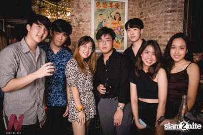 Lazyloxy x ส้มมารี at Wine Bridge — photo 21