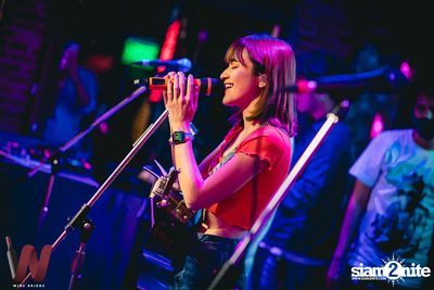 Lazyloxy x ส้มมารี at Wine Bridge — photo 27