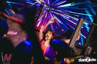 Lazyloxy x ส้มมารี at Wine Bridge — photo 42