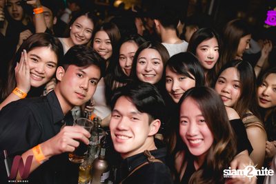 Lazyloxy x ส้มมารี at Wine Bridge — photo 54