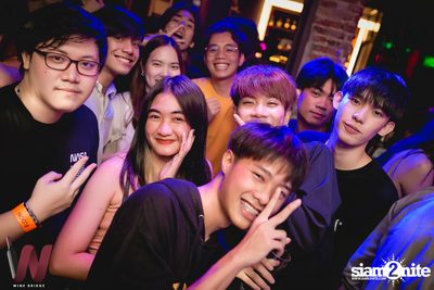 Lazyloxy x ส้มมารี at Wine Bridge — photo 58