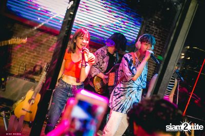 Lazyloxy x ส้มมารี at Wine Bridge — photo 69