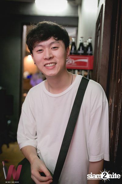 Lazyloxy x ส้มมารี at Wine Bridge — photo 78
